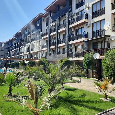 Ferienwohnung Апатаменти За Гости Sunshine И Glory Sweti Wlas Exterior foto